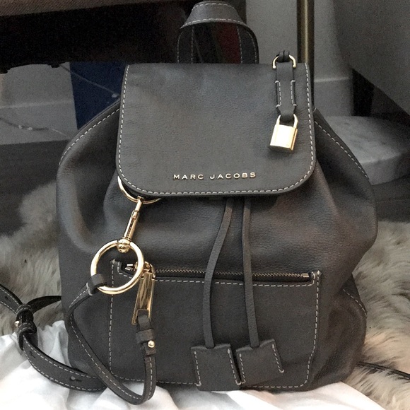 Mark Jacobs bold grain leather backpack grey - Picture 2 of 10